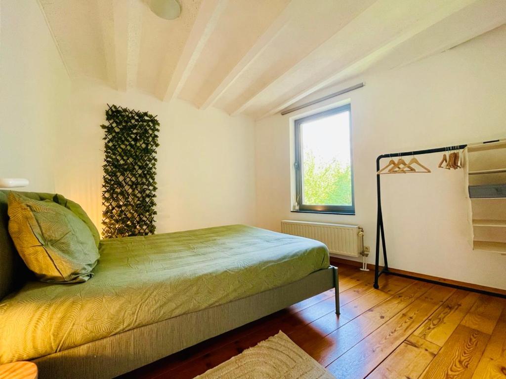 Down Town Oasis-Spacious Loft With Private Parking Brussels Exterior photo